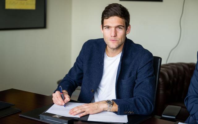 bsport-兢兢业业的阿隆索完成续约，巴萨平稳过渡第一步？